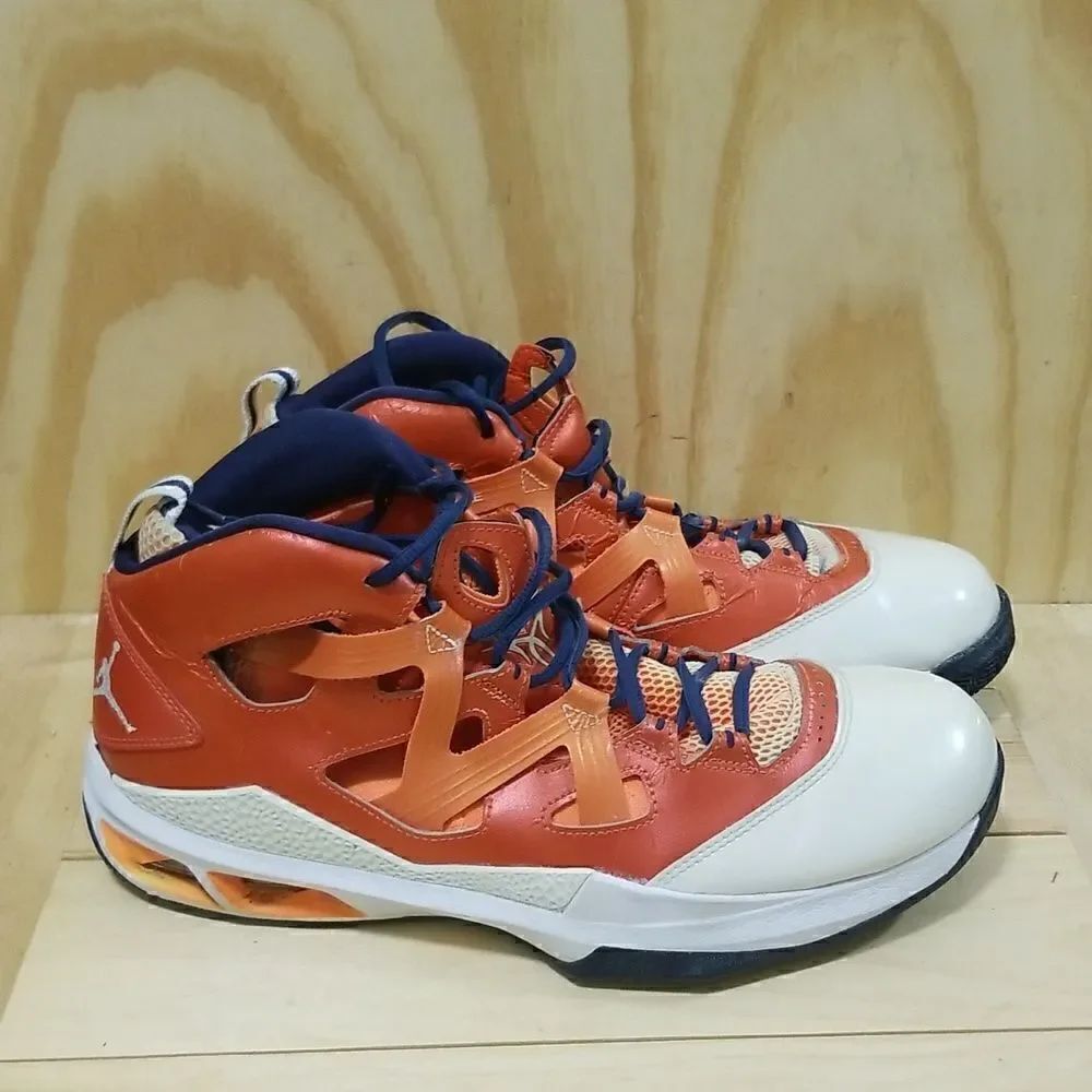 Nike Air Jordan Melo M9 Team Orange size 11